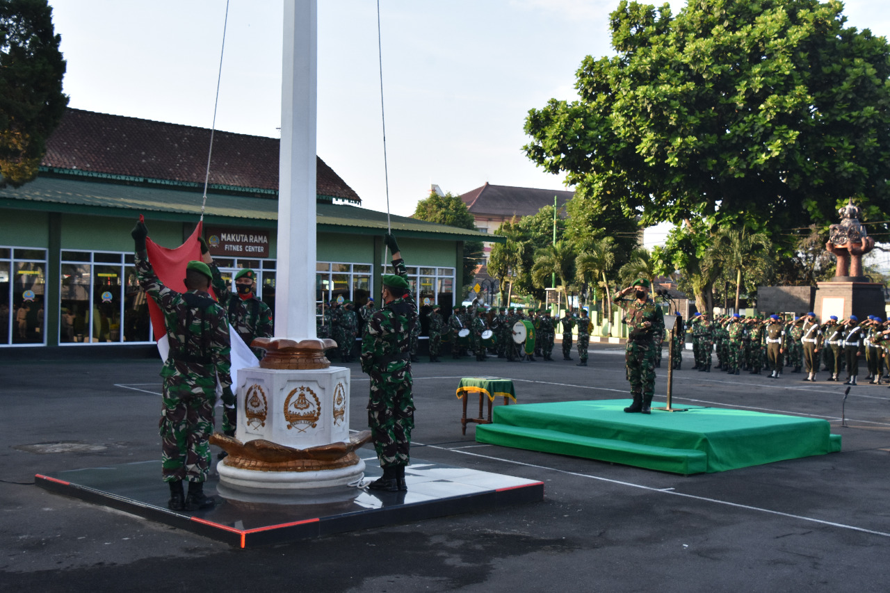 Korem 073/Makutarama Gelar Upacara Bendera Mingguan Setiap Hari Senin 